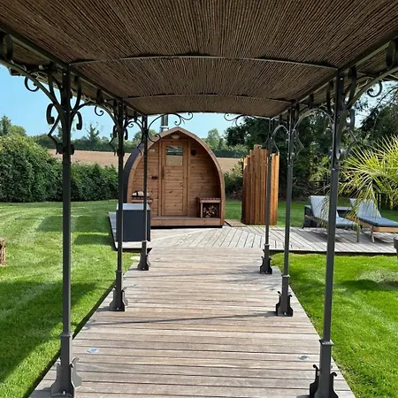 La Petite Chaumiere Hébergement de vacances *