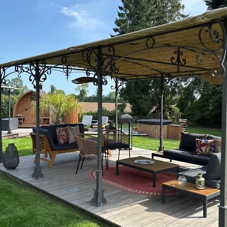 Hébergement de vacances La Petite Chaumiere *